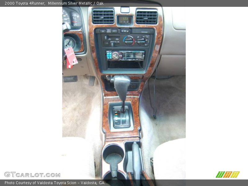 Millennium Silver Metallic / Oak 2000 Toyota 4Runner