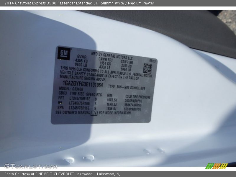 Summit White / Medium Pewter 2014 Chevrolet Express 3500 Passenger Extended LT