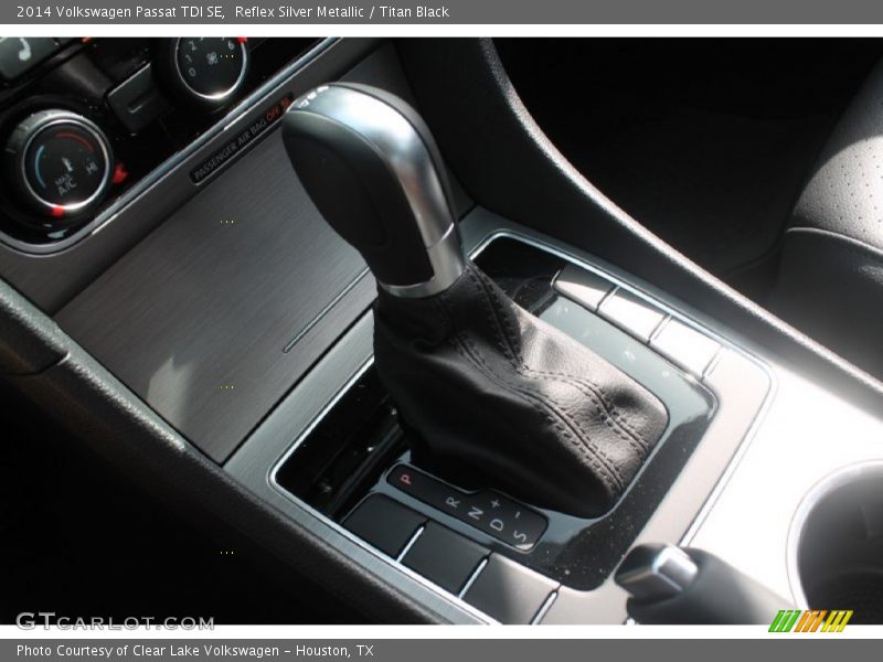 Reflex Silver Metallic / Titan Black 2014 Volkswagen Passat TDI SE