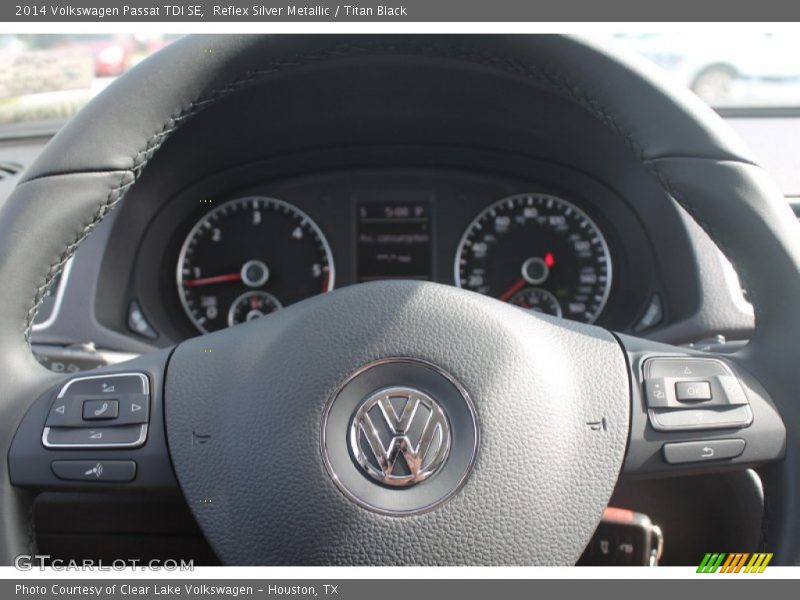 Reflex Silver Metallic / Titan Black 2014 Volkswagen Passat TDI SE