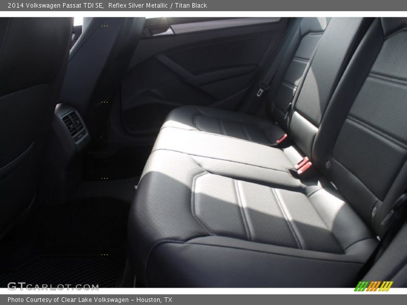 Reflex Silver Metallic / Titan Black 2014 Volkswagen Passat TDI SE