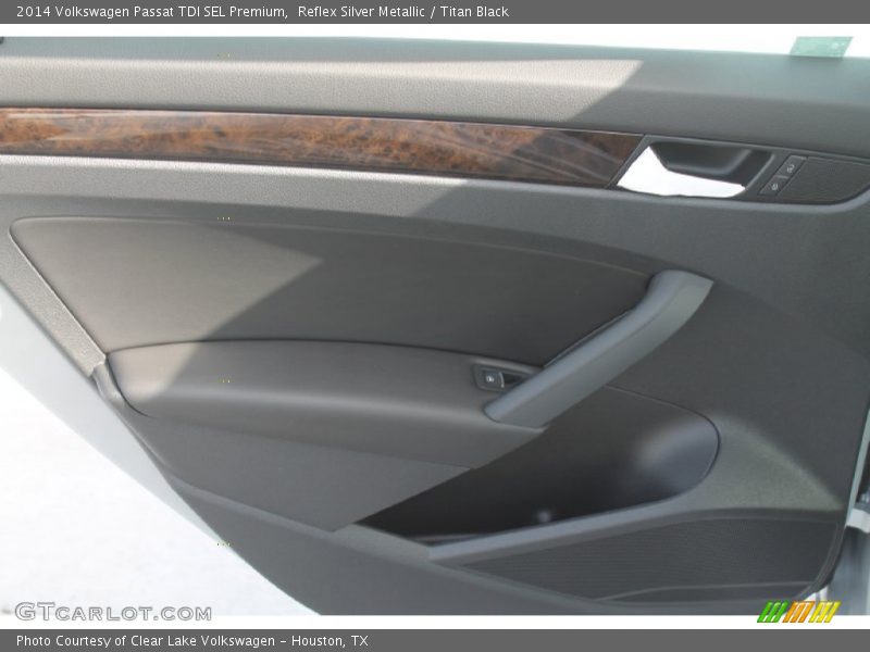 Reflex Silver Metallic / Titan Black 2014 Volkswagen Passat TDI SEL Premium