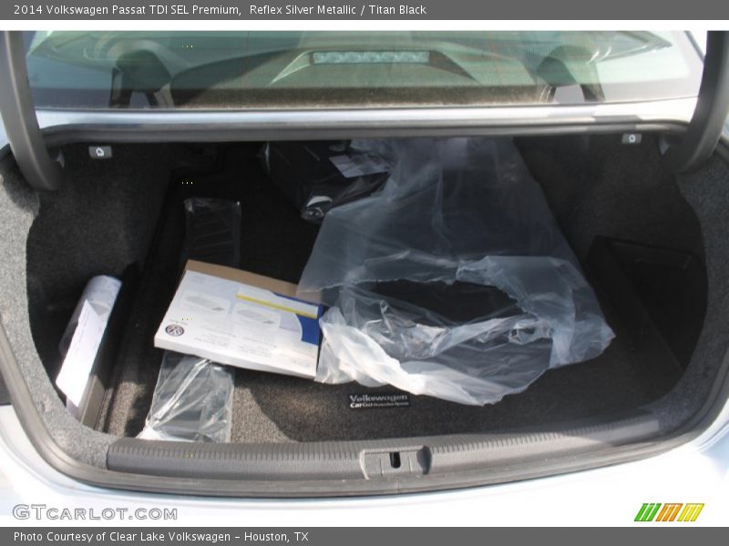 Reflex Silver Metallic / Titan Black 2014 Volkswagen Passat TDI SEL Premium