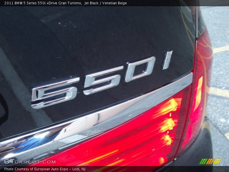 Jet Black / Venetian Beige 2011 BMW 5 Series 550i xDrive Gran Turismo