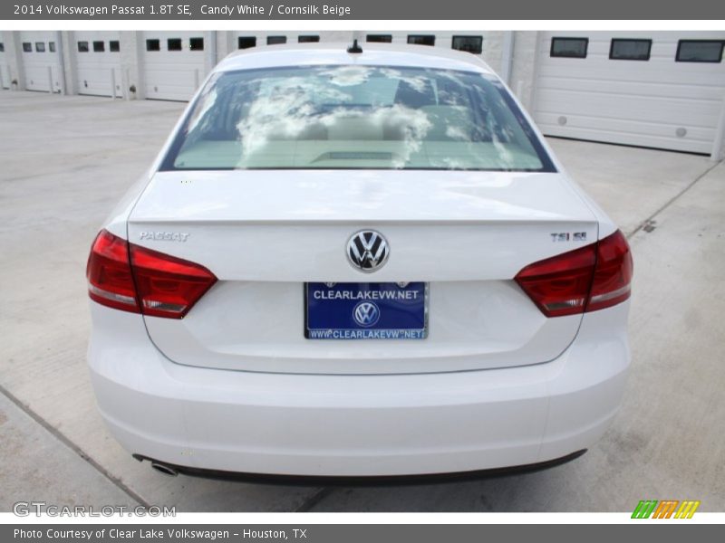 Candy White / Cornsilk Beige 2014 Volkswagen Passat 1.8T SE