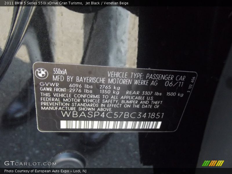 Jet Black / Venetian Beige 2011 BMW 5 Series 550i xDrive Gran Turismo