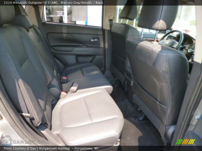 Mercury Gray Metallic / Black 2014 Mitsubishi Outlander SE S-AWC