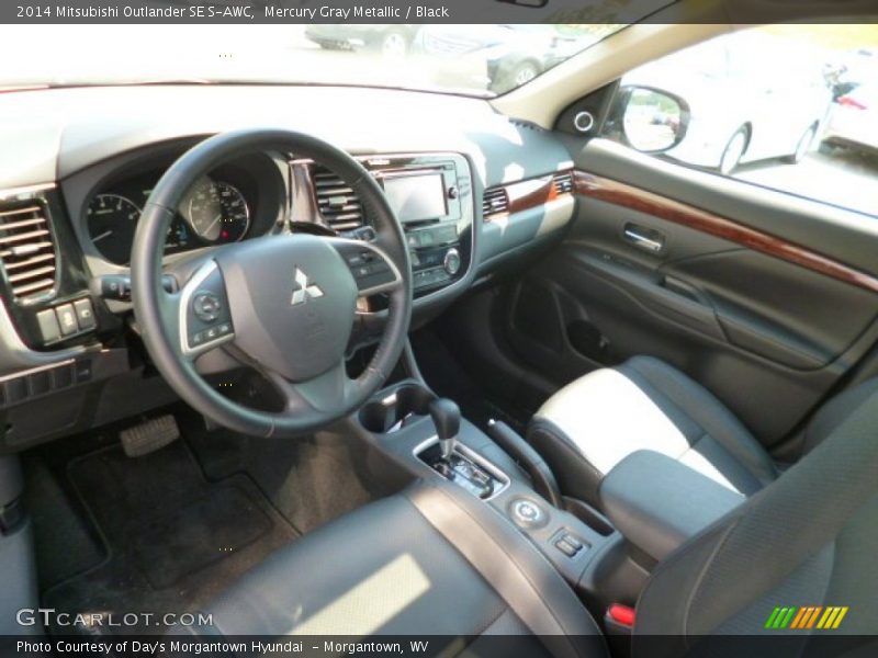 Mercury Gray Metallic / Black 2014 Mitsubishi Outlander SE S-AWC