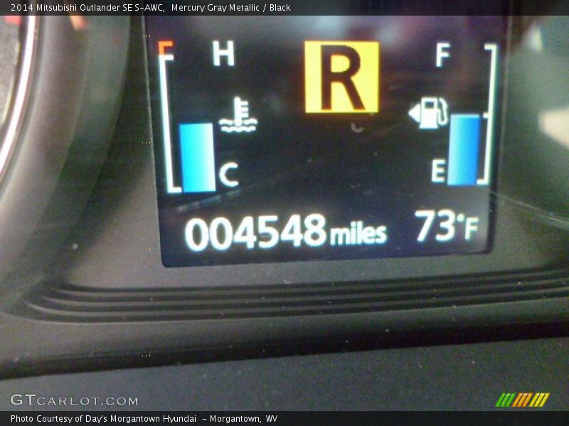 Mercury Gray Metallic / Black 2014 Mitsubishi Outlander SE S-AWC