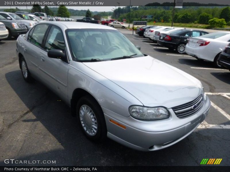 Front 3/4 View of 2001 Malibu Sedan