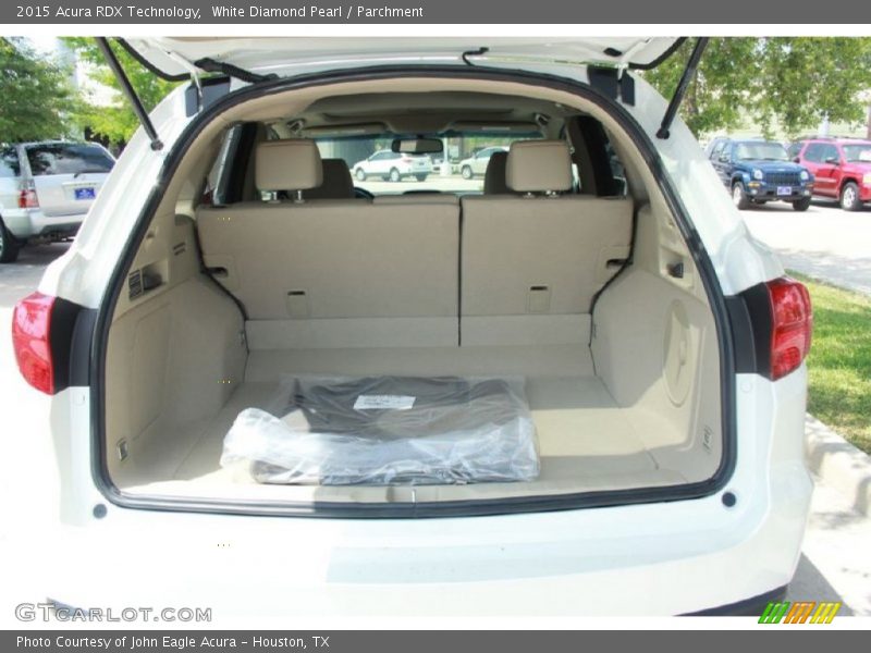 White Diamond Pearl / Parchment 2015 Acura RDX Technology