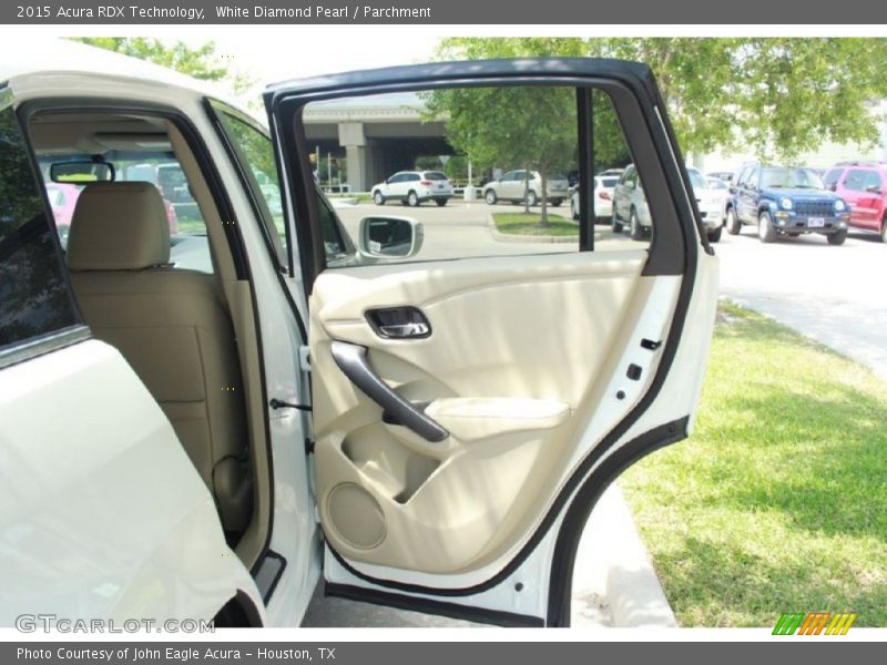 White Diamond Pearl / Parchment 2015 Acura RDX Technology