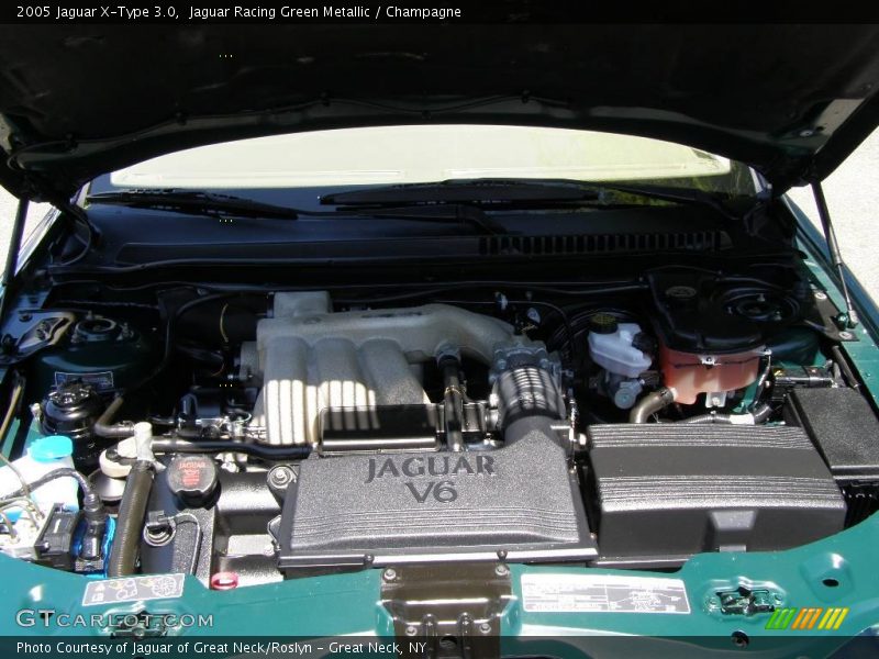 Jaguar Racing Green Metallic / Champagne 2005 Jaguar X-Type 3.0