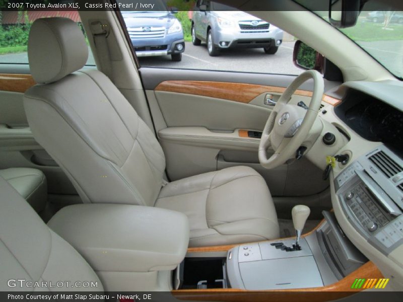 Cassis Red Pearl / Ivory 2007 Toyota Avalon XLS