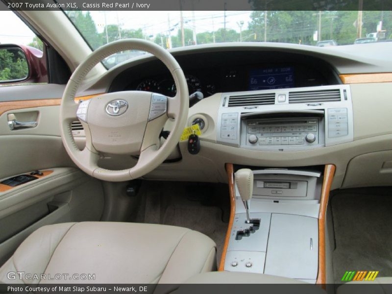 Dashboard of 2007 Avalon XLS