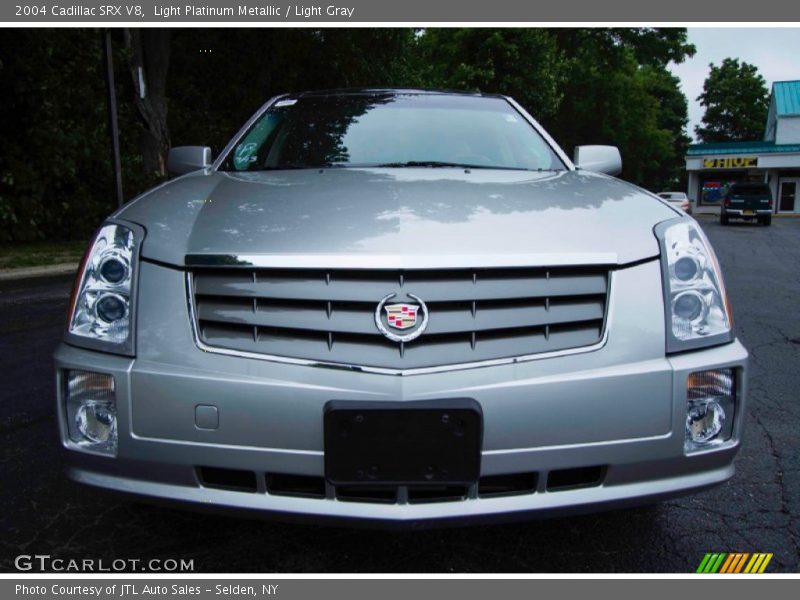 Light Platinum Metallic / Light Gray 2004 Cadillac SRX V8
