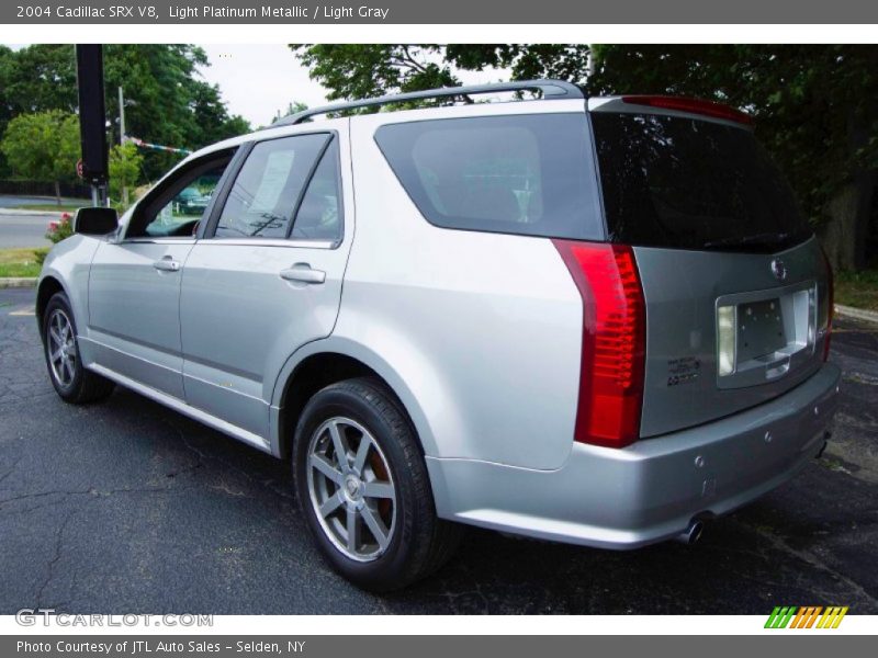 Light Platinum Metallic / Light Gray 2004 Cadillac SRX V8