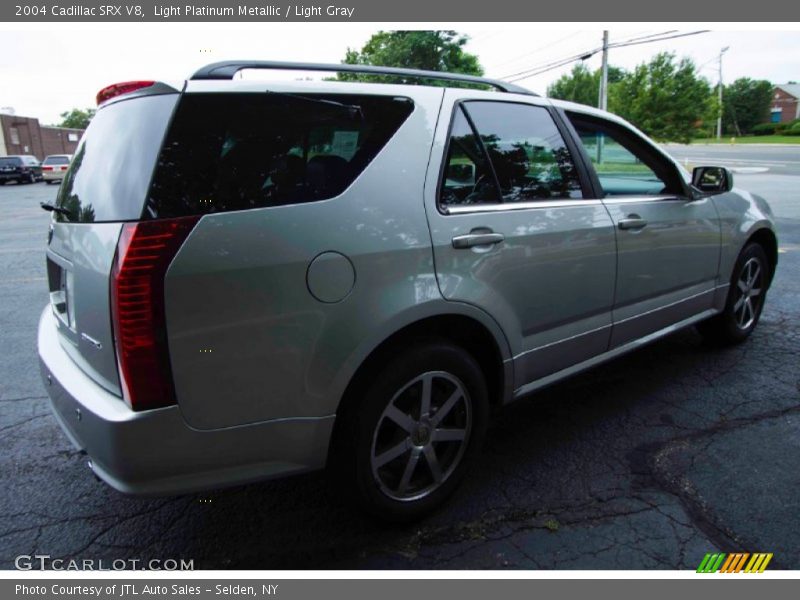 Light Platinum Metallic / Light Gray 2004 Cadillac SRX V8