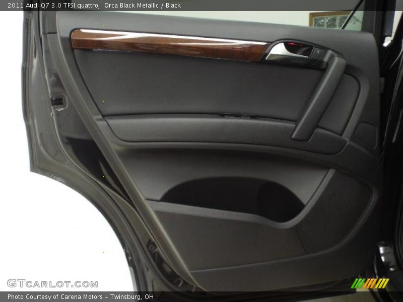 Orca Black Metallic / Black 2011 Audi Q7 3.0 TFSI quattro