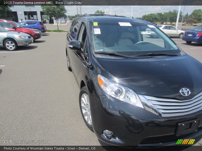 Black / Light Gray 2013 Toyota Sienna Limited AWD