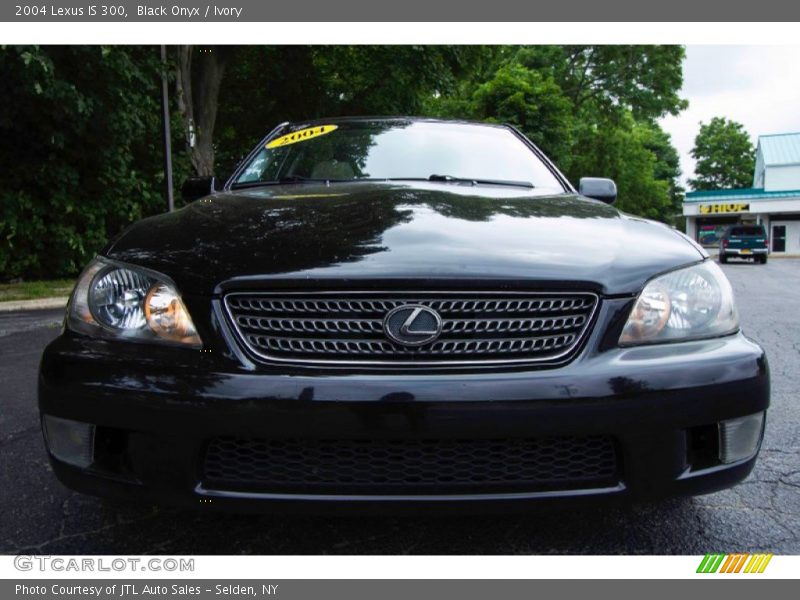 Black Onyx / Ivory 2004 Lexus IS 300
