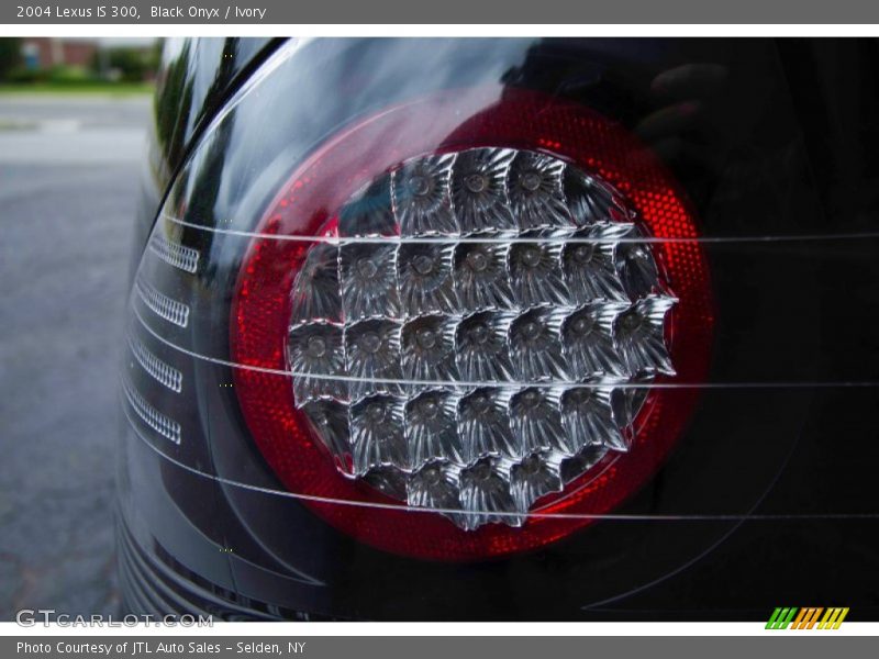 Black Onyx / Ivory 2004 Lexus IS 300