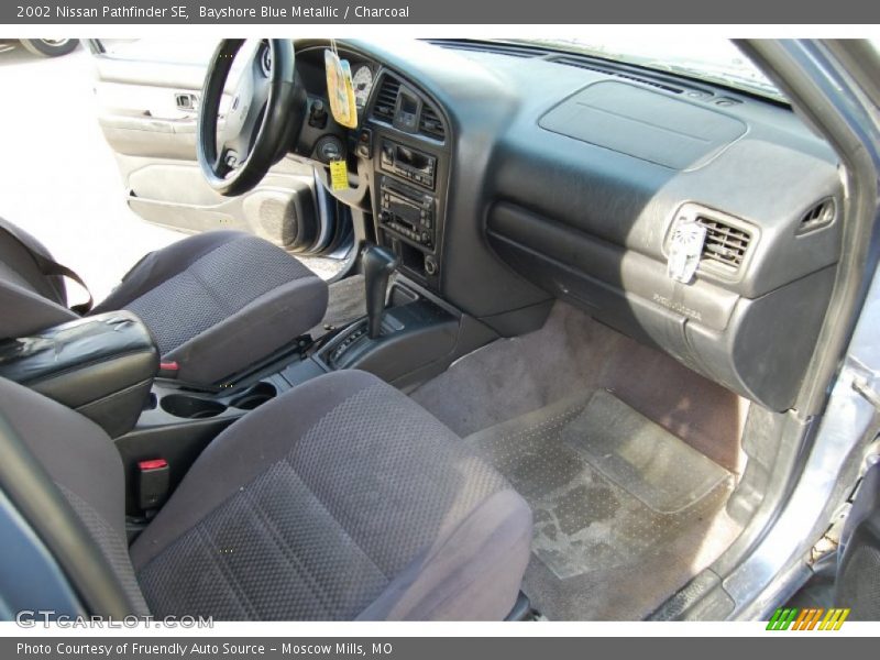Bayshore Blue Metallic / Charcoal 2002 Nissan Pathfinder SE