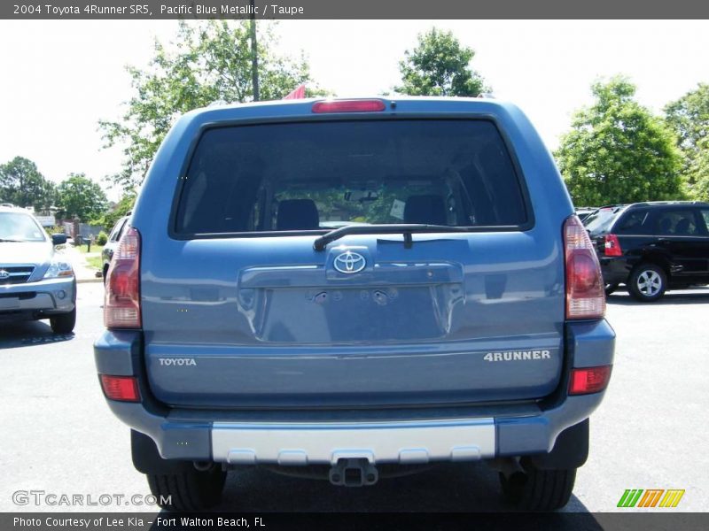 Pacific Blue Metallic / Taupe 2004 Toyota 4Runner SR5