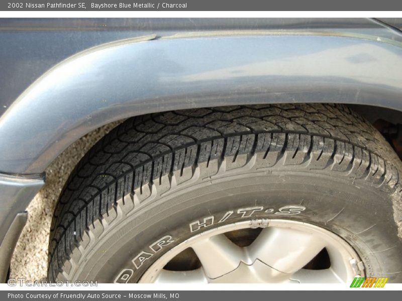 Bayshore Blue Metallic / Charcoal 2002 Nissan Pathfinder SE