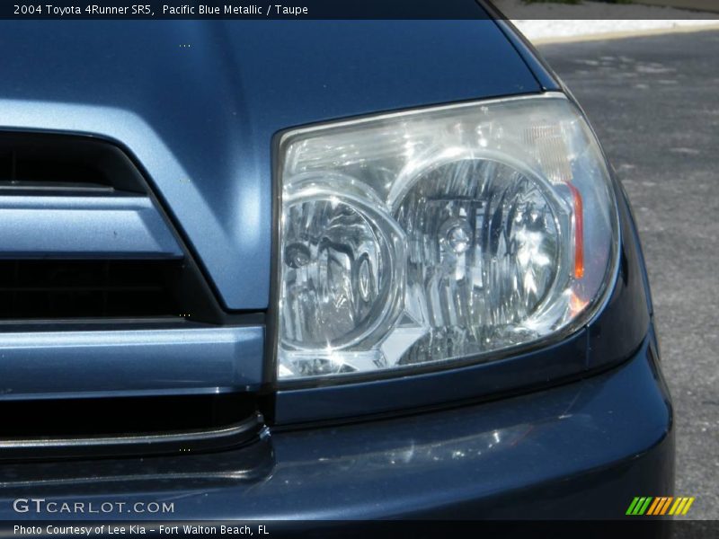 Pacific Blue Metallic / Taupe 2004 Toyota 4Runner SR5