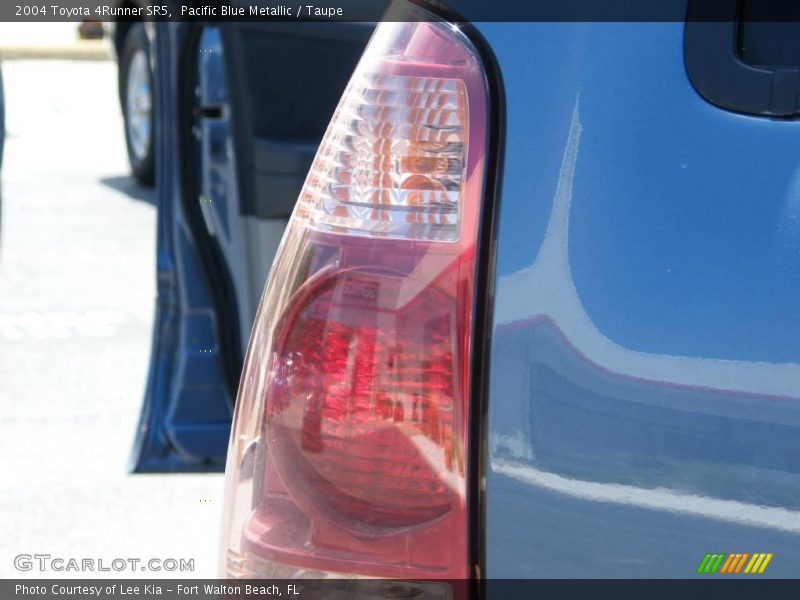 Pacific Blue Metallic / Taupe 2004 Toyota 4Runner SR5