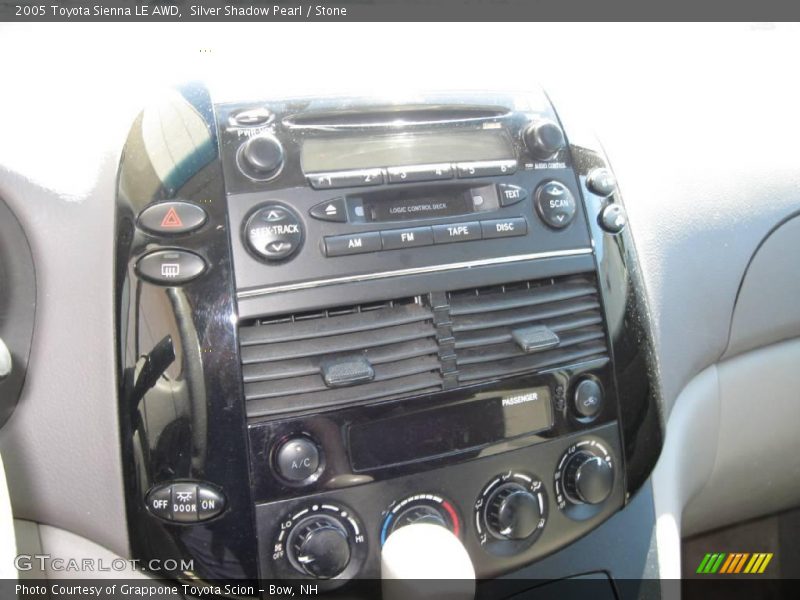 Silver Shadow Pearl / Stone 2005 Toyota Sienna LE AWD