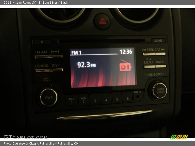 Brilliant Silver / Black 2013 Nissan Rogue SV
