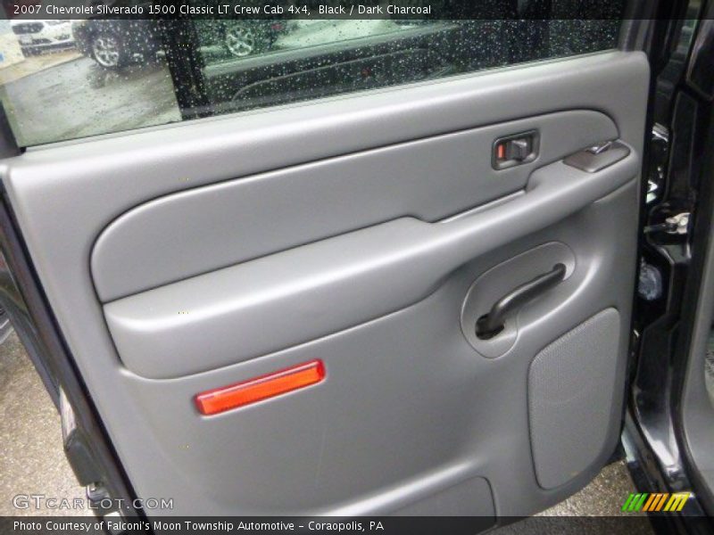 Black / Dark Charcoal 2007 Chevrolet Silverado 1500 Classic LT Crew Cab 4x4