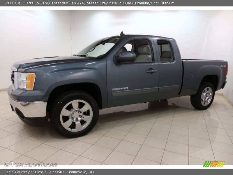 Front 3/4 View of 2011 Sierra 1500 SLT Extended Cab 4x4