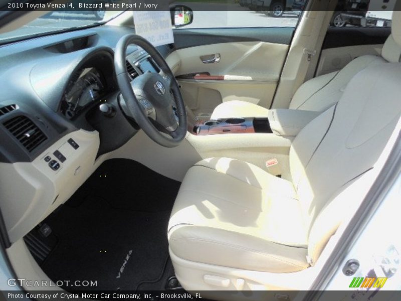 Blizzard White Pearl / Ivory 2010 Toyota Venza I4