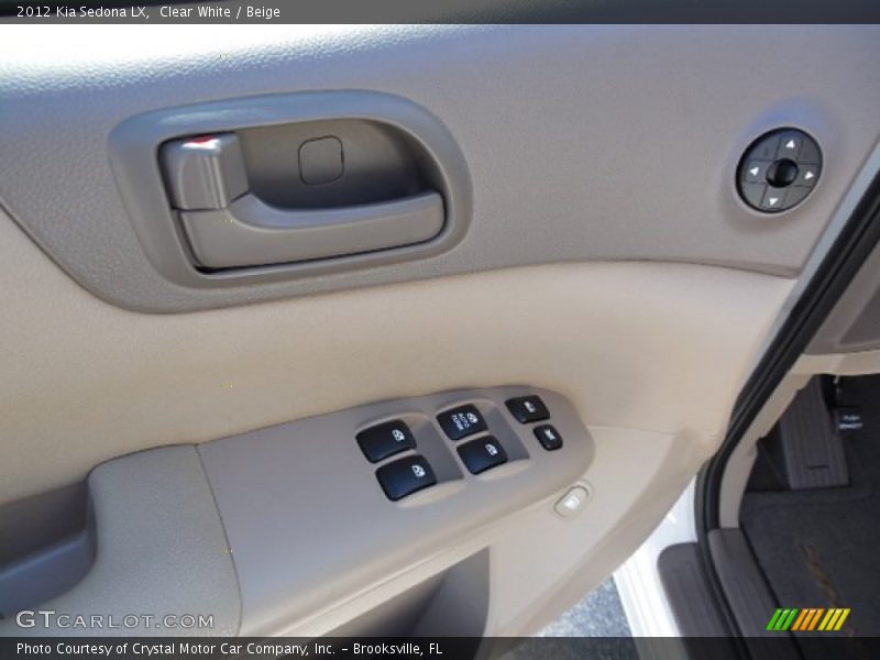 Clear White / Beige 2012 Kia Sedona LX