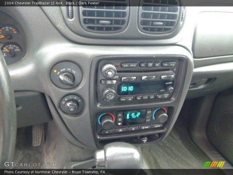 Black / Dark Pewter 2004 Chevrolet TrailBlazer LS 4x4