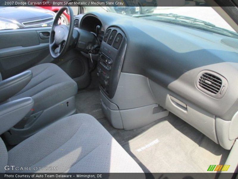 Dashboard of 2007 Caravan SXT