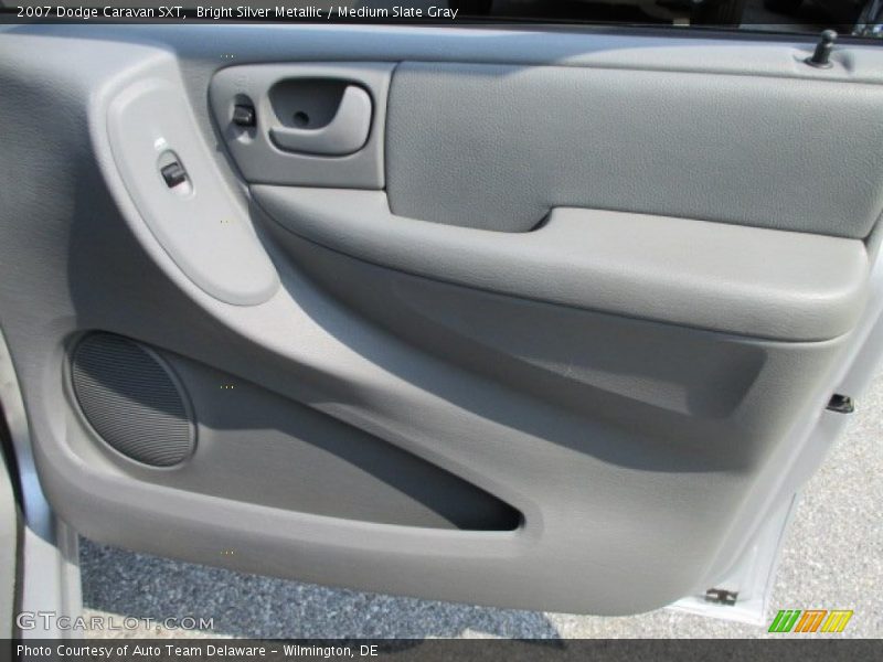 Door Panel of 2007 Caravan SXT