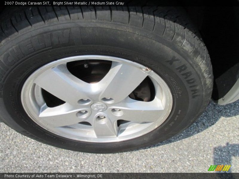 Bright Silver Metallic / Medium Slate Gray 2007 Dodge Caravan SXT