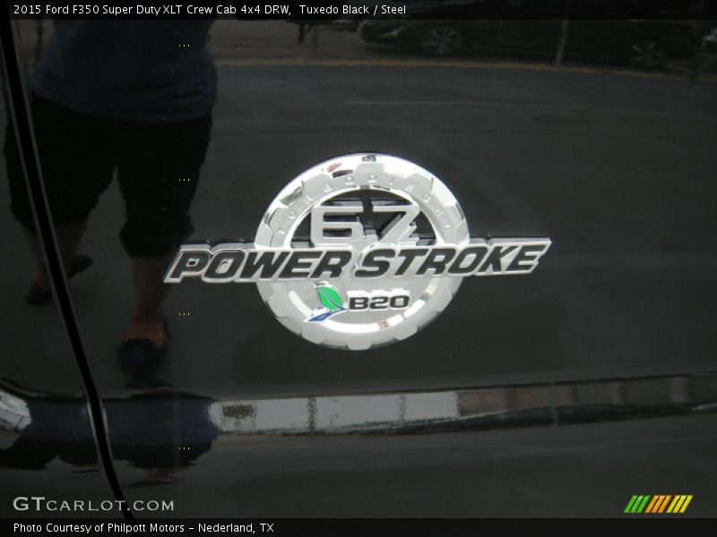  2015 F350 Super Duty XLT Crew Cab 4x4 DRW Logo