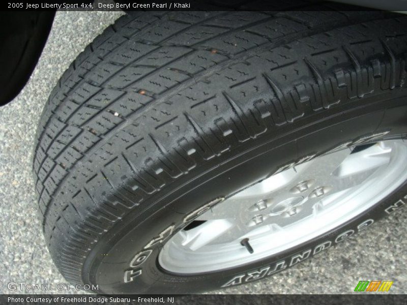Deep Beryl Green Pearl / Khaki 2005 Jeep Liberty Sport 4x4