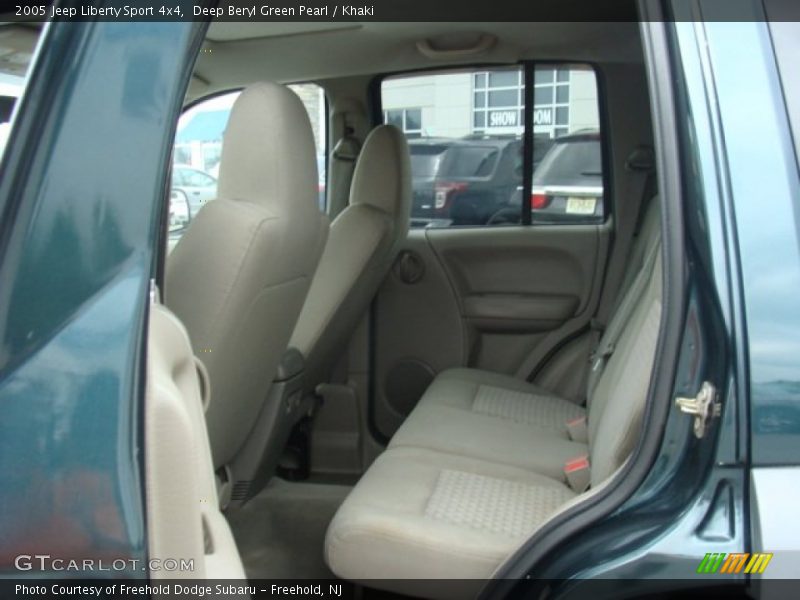 Deep Beryl Green Pearl / Khaki 2005 Jeep Liberty Sport 4x4