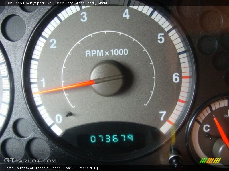 Deep Beryl Green Pearl / Khaki 2005 Jeep Liberty Sport 4x4