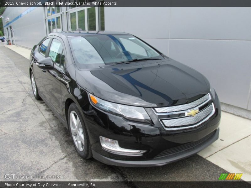 Black / Jet Black/Ceramic White Accents 2015 Chevrolet Volt