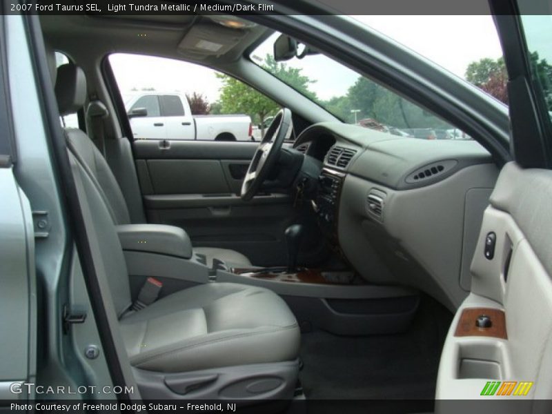 Light Tundra Metallic / Medium/Dark Flint 2007 Ford Taurus SEL