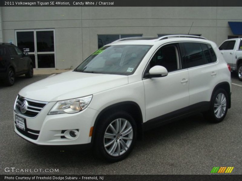 Candy White / Charcoal 2011 Volkswagen Tiguan SE 4Motion