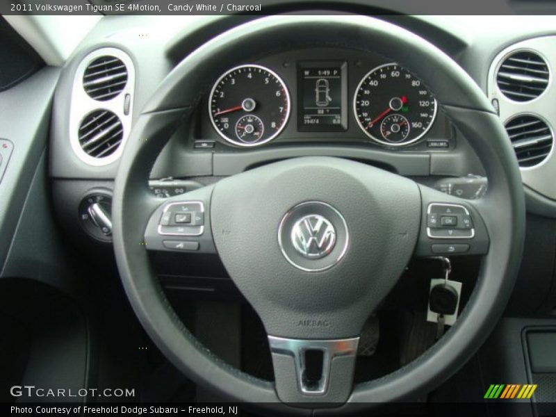 Candy White / Charcoal 2011 Volkswagen Tiguan SE 4Motion