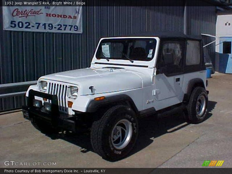 Bright White / Beige 1992 Jeep Wrangler S 4x4